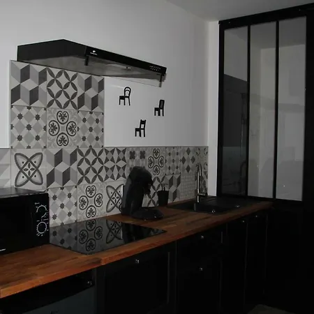 Appartement 5 # Tom Pierrelatte